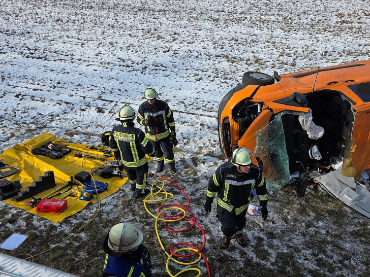 Verkehrsunfall mit eingeklemmter Person in Celle (Archiv)