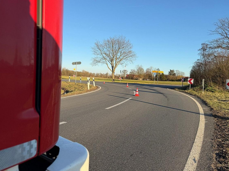 Ölspur auf der K51 zwischen Wiedenrode und Fernhavekost (Archiv)