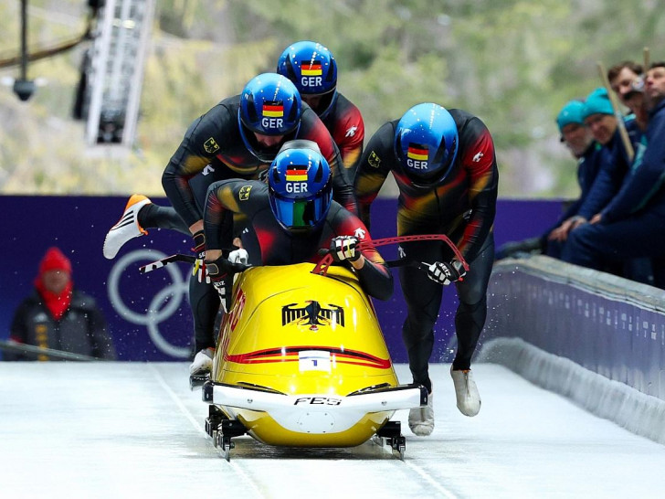 Der Viererbob um Johannes Lochner bei den Olympischen Winterspielen 2026