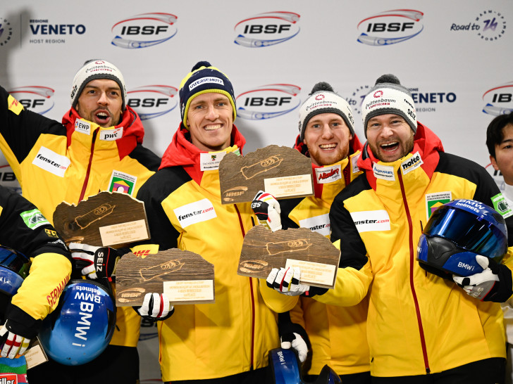 Bob-Pilot Johannes Lochner (links) setzt unter anderem auf den Anschieber Thorsten Margis (Zweiter von links), der im Landkreis Peine aufgewachsen ist. 