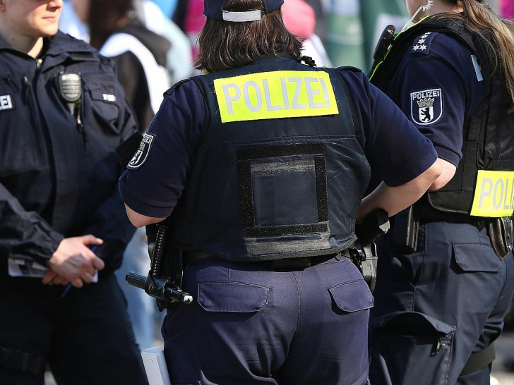 Polizistinnen (Archiv)