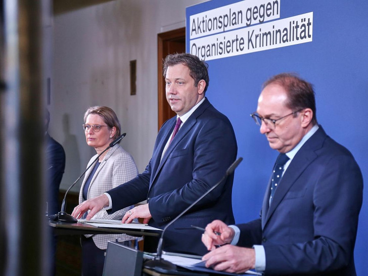Vorstellung des gemeinsamen Aktionsplans gegen Organisierte Kriminalität am 25.02.2026