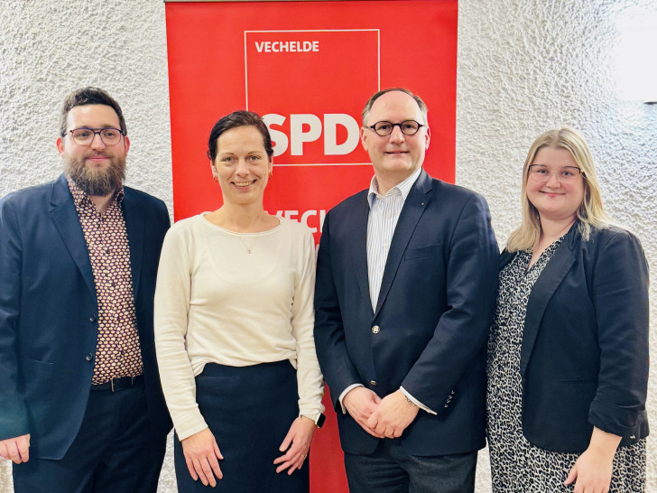 André Pape (Vorsitzender), Julia Semper (SPD-Landratskandidatin), Olaf Marotz (Bürgermeisterkandidat), Nadine Schünemann (Vorsitzende)