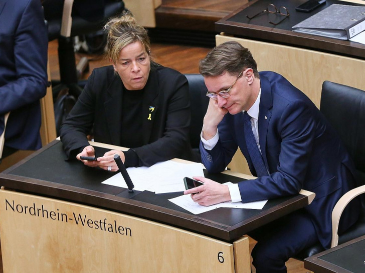 Mona Neubaur und Hendrik Wüst (Archiv)