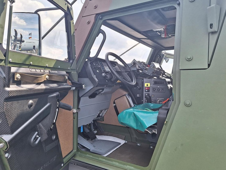 Sanitätsfahrzeug der Bundeswehr (Archiv)