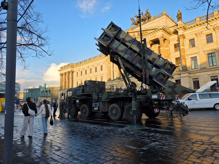 Flugabwehr ist das aktuelle Thema.