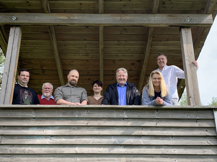Zweiter von links im Kreise des Vorstandes des CDU-OV Wabe-Schunter: Jürgen Wendt.