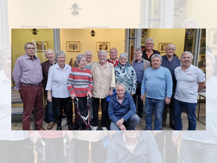 Wolfgang Neltner (links) mit dem gesamten Vorstand.