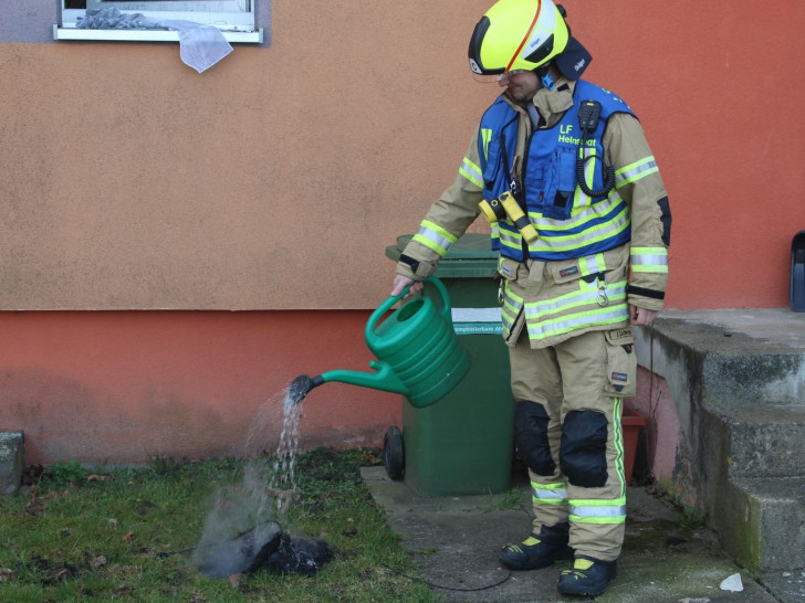 Beim Brand kam auch ein "Kleinlöschgerät" zum Einsatz.