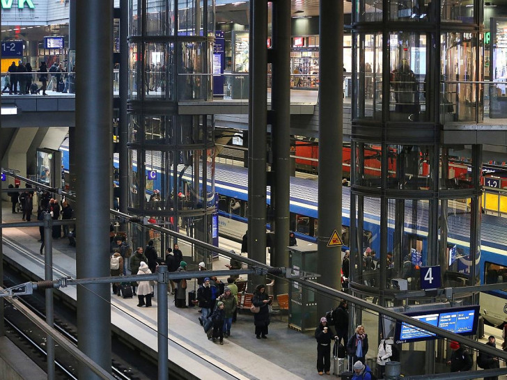 Berlin Hauptbahnhof (Archiv)