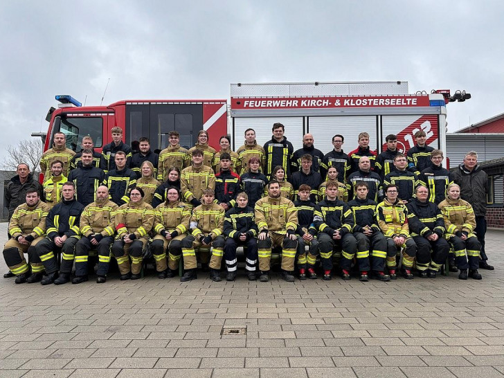 Erfolgreicher Abschluss der Grundausbildung bei der Feuerwehr  (Archiv)