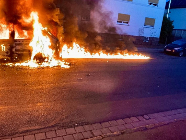 Fahrzeugbrand (Archiv)