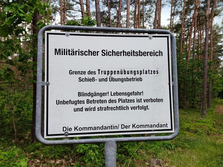 Militärischer Sicherheitsbereich (Archiv)