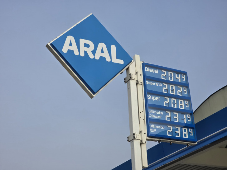 Unter 2 Euro pro Liter gibt es teilweise nichts mehr zu holen an den Zapfsäulen der Region.