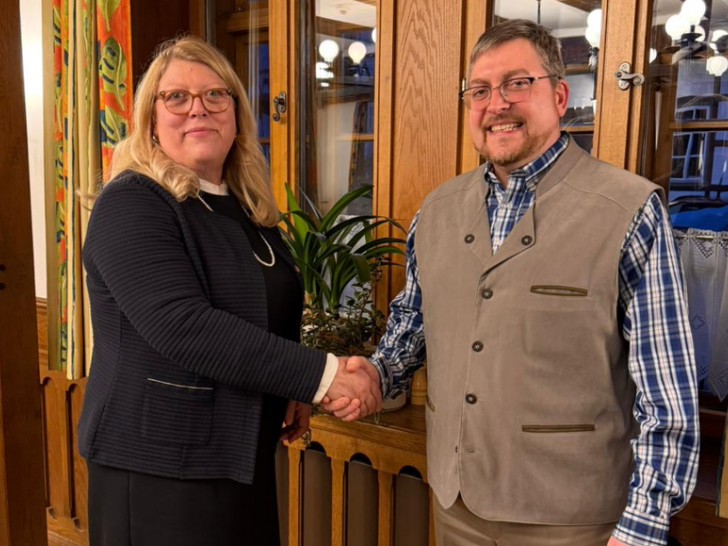 Delia Klages mit OB-Kandidat Thomas Schlick.