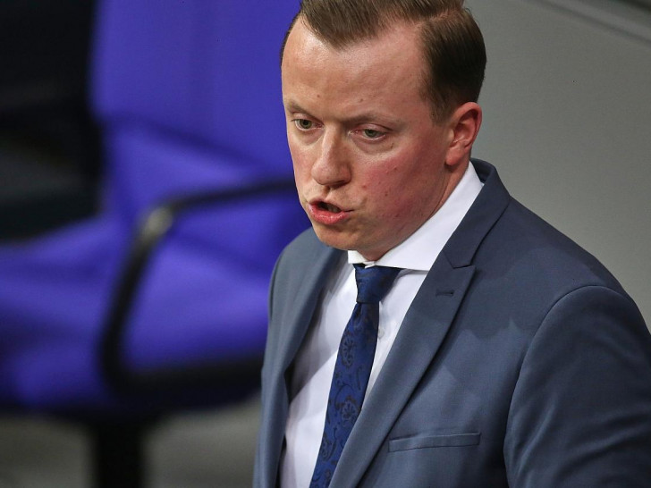 Adis Ahmetovic am 04.03.2026