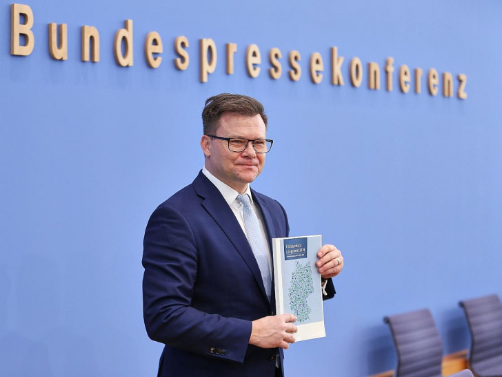 Carsten Schneider am 25.03.2026