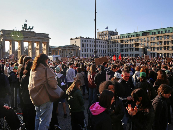 Demo gegen sexualisierte digitale Gewalt am 22.03.2026