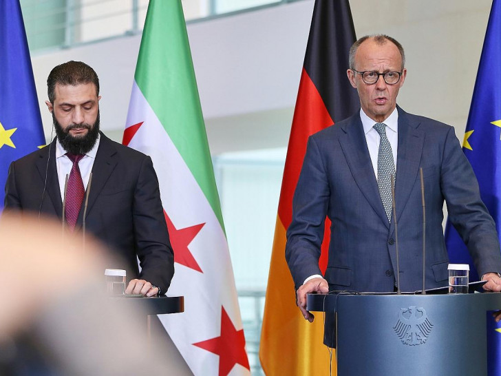 Ahmed al-Scharaa und Friedrich Merz am 30.03.2026