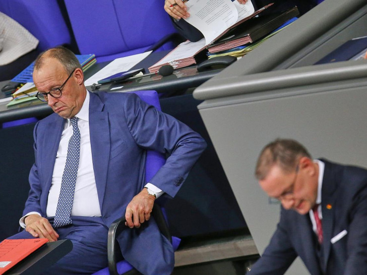 Friedrich Merz und Tino Chrupalla (Archiv)