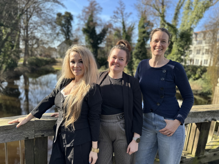 Ansprechpartnerinnen im Bildungsbüro des Landkreises Gifhorn sind (von links) Nadine Schulz, Stephanie Jankowski und Carmen Zien. 