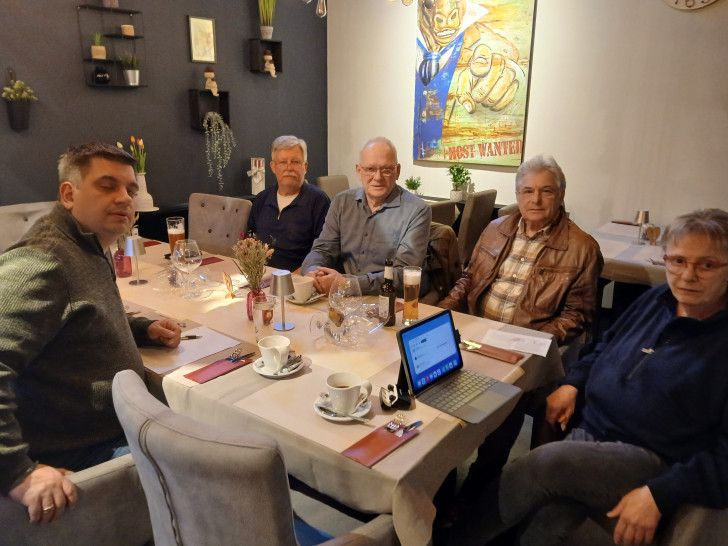 Der CDA-Landesvorstand bei der letzten Vorstandssitzung in Salzgitter. Auf dem Bild sind als Spitzenkandidaten Dr. Alexander Börger (links) und Stefani Steckhan (rechts) abgebildet.