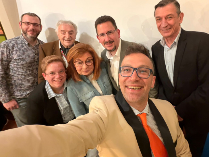 Daniel Gäbel, Günter Karl-Heinz Gehmert, Jörg-Uwe Weber, Peter Kalxdorf Mitte vlnr: Sandra Grobe (Mitglied Landesvorstand), Elke Koch Vorne: Sven Peterhänsel (stv. Landesvorstand)