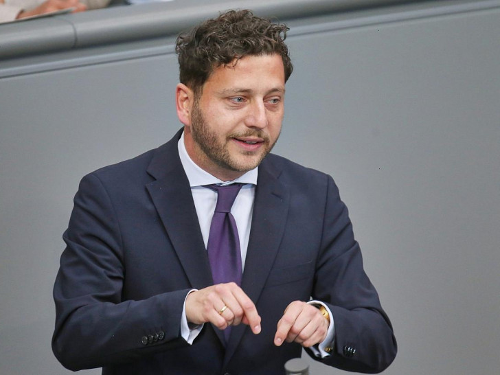 Felix Banaszak am 23.04.2026