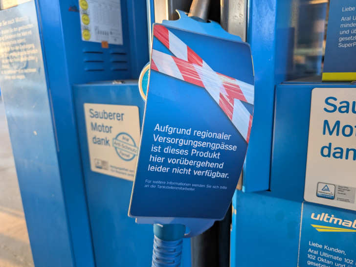 An einer Tankstelle in Wolfenbüttel gibt es bereits erste Versorgungsengpässe.