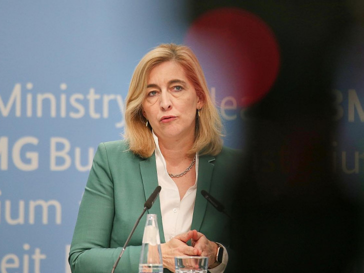 Nina Warken am 22.04.2026