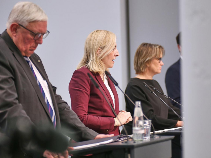 Laumann, Warken, Schlotzhaue (Archiv)