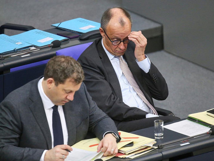 Lars Klingbeil und Friedrich Merz (Archiv)