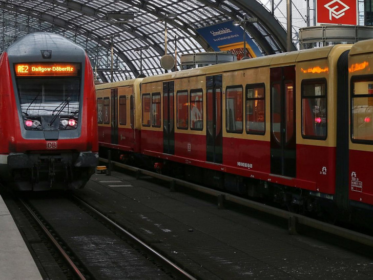 Regionalzug und S-Bahn (Archiv)