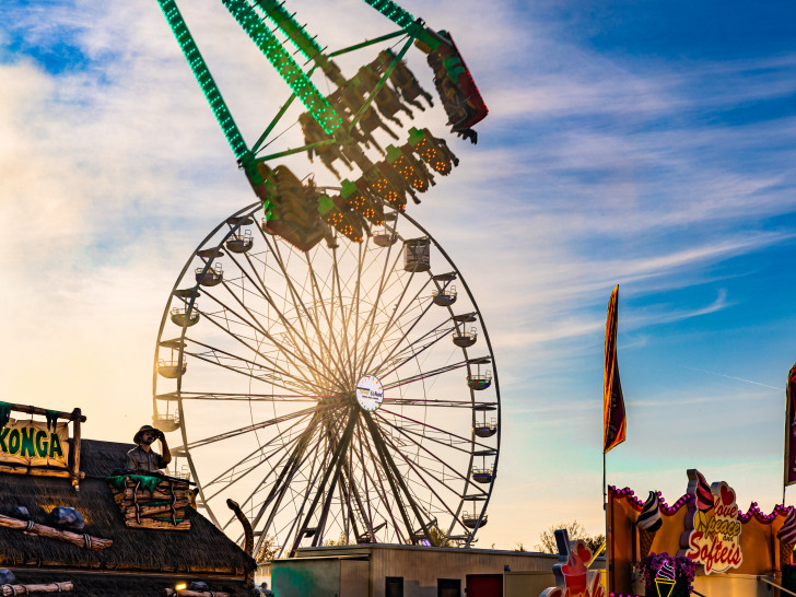 Sich von Konga durch die Luft wirbeln lassen, oder doch lieber den romatischen Abendblick über Braunschweig im Riesenrad? 