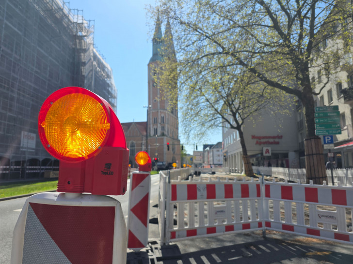 Nicht nur die Dauerbaustellen (wie hier am Hagenmarkt) werden während der Sommerferien das Braunschweiger Stadtbild prägen.