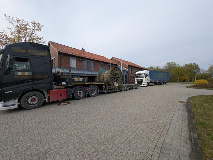 Der überladene Sattelzug (Archiv)