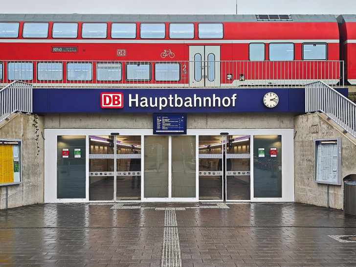 Regionalzug am Hauptbahnhof