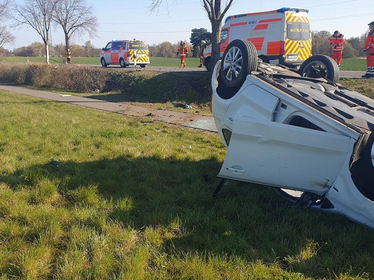 Verkehrsunfall mit einer leicht verletzten Person auf der L 515 zwischen Bredelem und Langelsheim (Archiv)