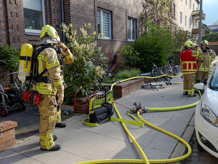 Kellerbrand mit Verletzen  (Archiv)