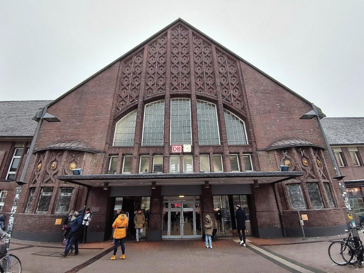 Oldenburg Hauptbahnhof (Archiv)