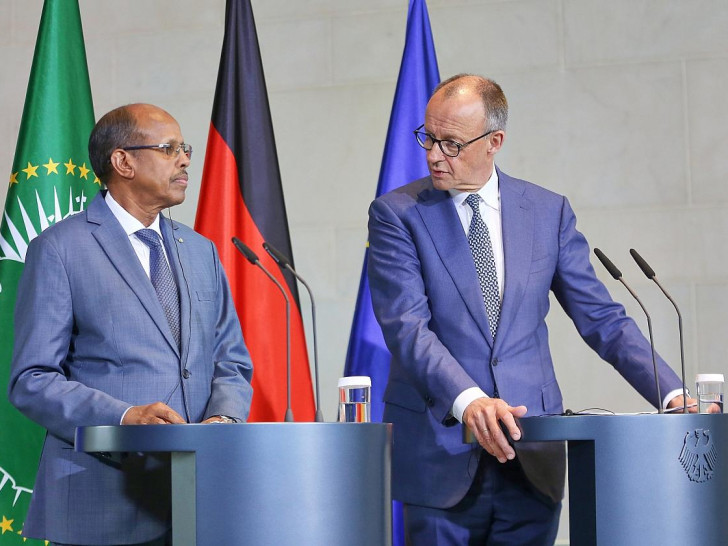 Mahmoud Ali Youssouf und Friedrich Merz am 14.04.2026