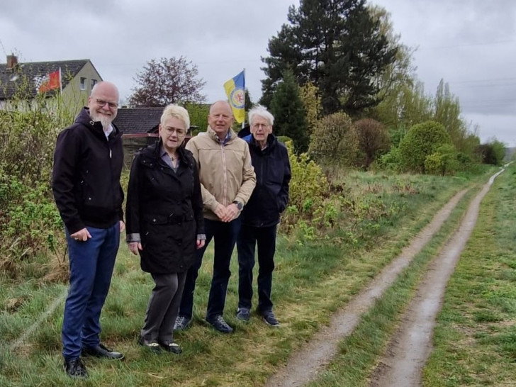 v.l. CDU-Bürgermeisterkandidat Tobias Breske, Ortsrätin Anke Ilgner, Ortsratskandidat Andreas Appel und  CDU-Ortsbürgermeisterkandidat  Michael Schwarze 