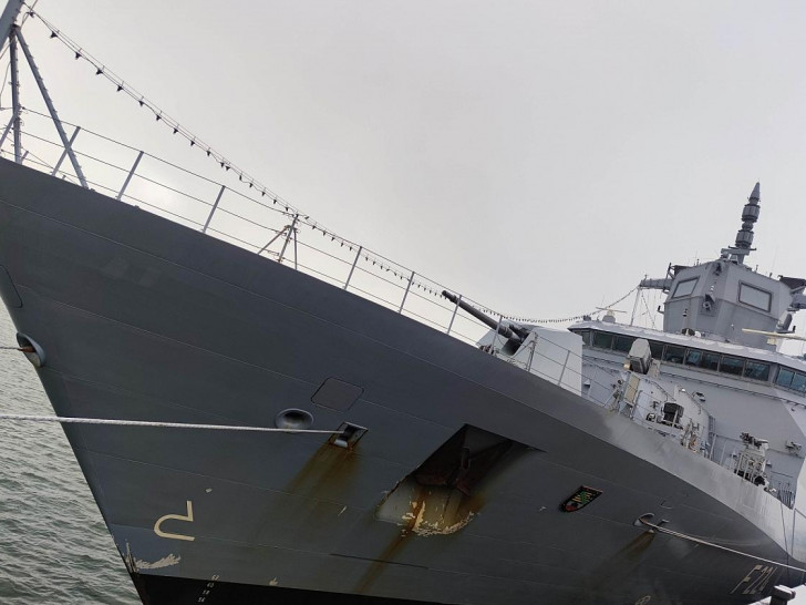 Deutsches Kriegsschiff (Archiv)