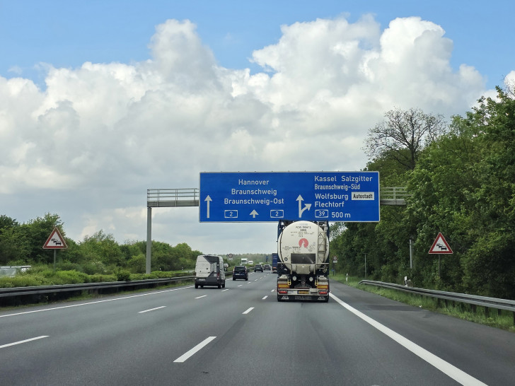 Beim Kreuz Wolfsburg/Königslutter ereignete sich der Unfall, bei dem der Beschuldigte starb.