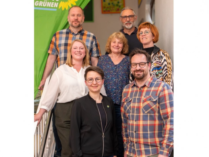 So gehen die Vechelder Grünen in die Kommunalwahlen. An der Spitze: Claudia Wilke (vorne links).