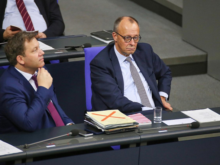 Lars Klingbeil und Friedrich Merz (Archiv)