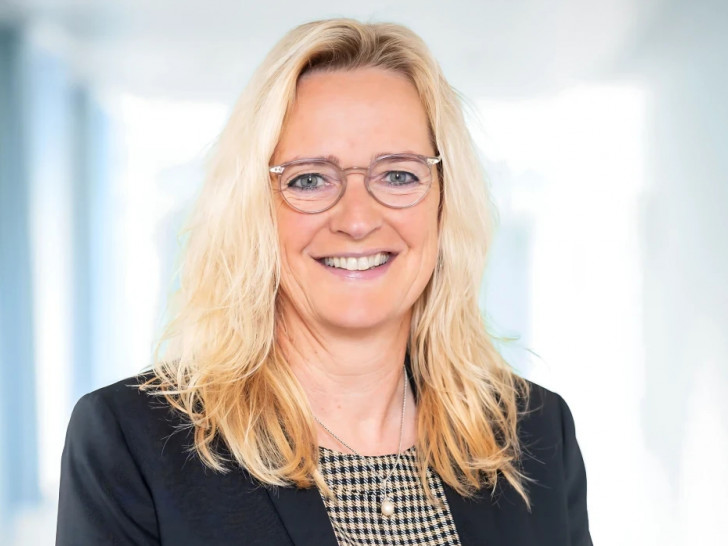 Martina Warring übernimmt Leitung des Geschäftsbereichs Finanzen des skbs.