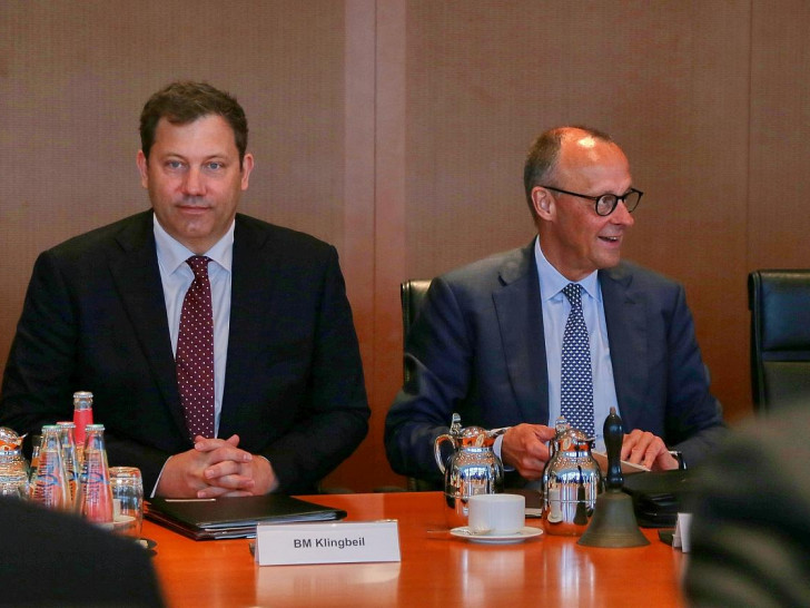 Lars Klingbeil und Friedrich Merz (Archiv)
