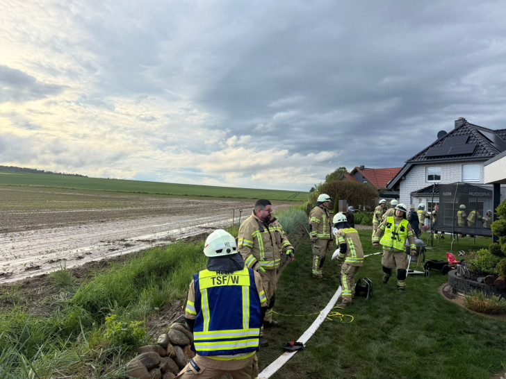 Die Baddeckenstedter Feuerwehren hatten beim Unwetter reichlich zu tun.