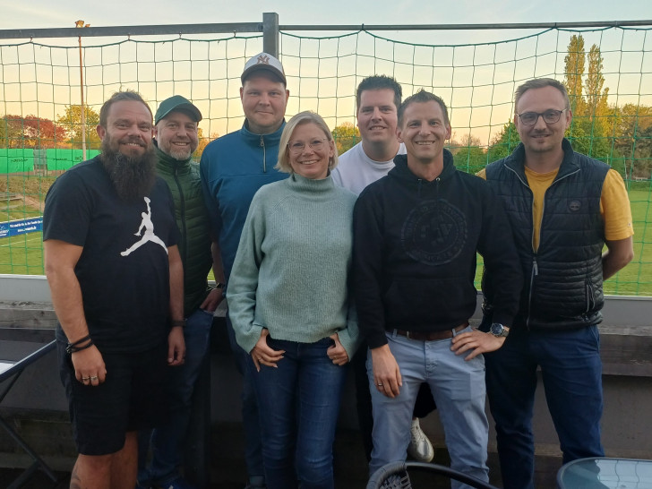 Der neugewählte Vorstand (v.l.): Ernst-Dieter Grieshaber (Kassenprüfer), Florian Weiß (Beisitzer), Alexander Kunze (Erster Vorsitzender), Nicole Dirksen (stellvertretende Vorsitzende), Patrik Ahlborn (Kassenprüfer), Stefan Bormann (Schriftführer) und Christoph Jaikow (Schatzmeister).